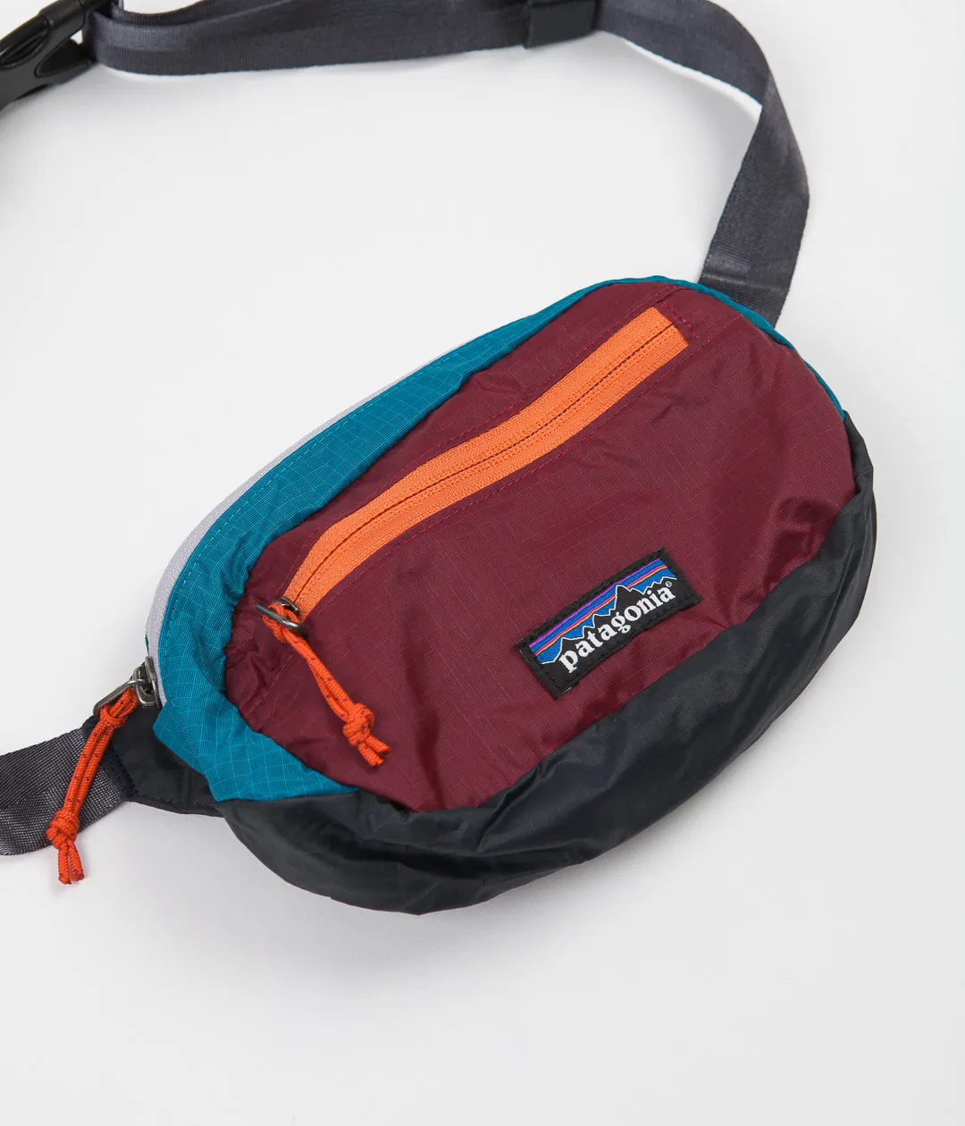 Patagonia Ultralight Black Hole Mini Hip Pack - Patchwork: Roamer Red